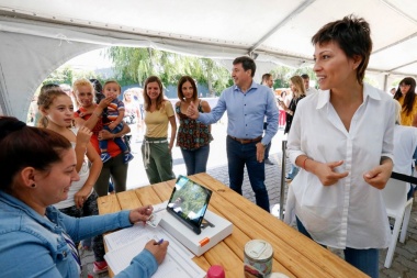 Comenzó la entrega de la Tarjeta Alimentaria en Quilmes, Lomas, Merlo, San Miguel y Malvinas