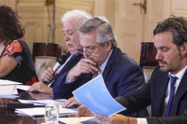 El Presidente monitorea medidas por el coronavirus y recibe a legisladores en la Rosada