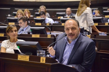 Legislatura bonaerense: Presentan un proyecto para que las empresas telefónicas liberen los datos para las plataformas educativas