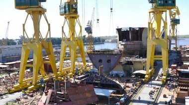El ministro de producción entregó a Astilleros Río Santiago $40 millones