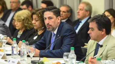 Trotta confirmó que la próxima semana serán convocados los cinco gremios docentes
