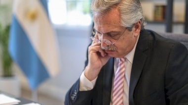 Fernández formalizó la designación de diez jueces y tres defensores públicos oficiales