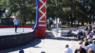 Julio Garro encabezó una reunión de gabinete ampliado