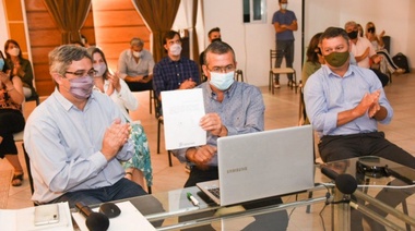 Axel Kicillof participó de la reapertura del frigorífico municipal de Rauch