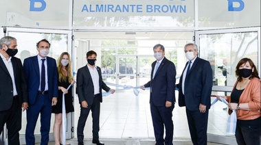 Alberto Fernández inauguró un edificio de formación docente
