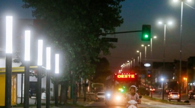 Instalan nuevas velas LED en la Circunvalación