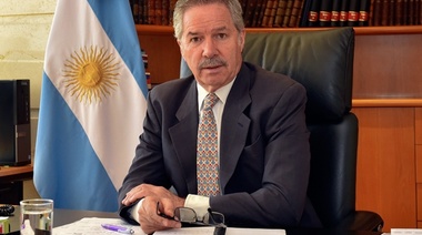 Solá defendió la decisión de abandonar el Grupo de Lima