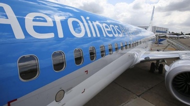 Partió un vuelo para traer dosis de la vacuna Sinopharm