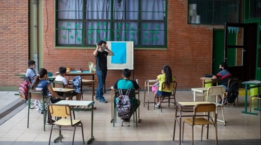Debaten la presencialidad en las escuelas por la segunda ola de Covid-19