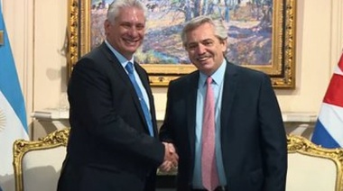 Fernández inició negociaciones con su par de Cuba, Miguel Díaz Canel