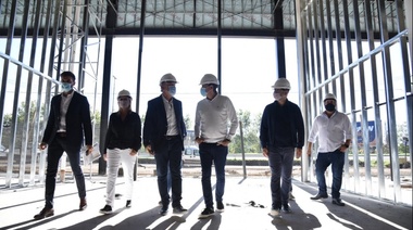 Julio Garro recorrió la obra del nuevo Paseo de Gonnet