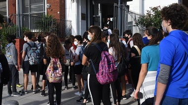 Provincia y Ciudad de Buenos Aires analizan adelantar las vacaciones de invierno