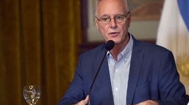 Gollan afirmó que todas las vacunas aplicadas en el país "son eficientes, incluso para la variante Delta"