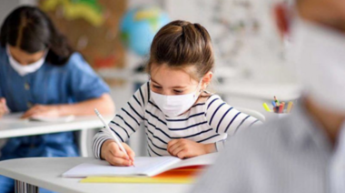 En agosto, vuelven las clases presenciales en C.A.B.A