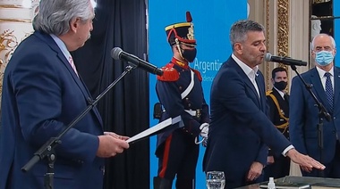 El Presidente tomó juramento a los nuevos ministros Taiana y Zabaleta
