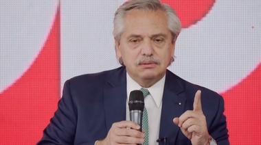 Alberto Fernández criticó a Macri por "no valorar la democracia ni la institucionalidad"