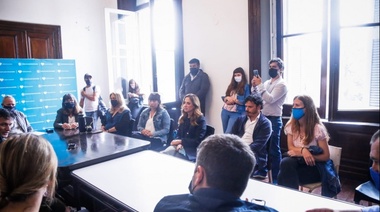 En la previa a la sesión, concejales del FDT expresaron su rechazo al Código de Convivencia