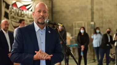 Insaurralde, Berni y Fernández participaron de la jornada de inscripción de aspirantes a la Policía Bonaerense