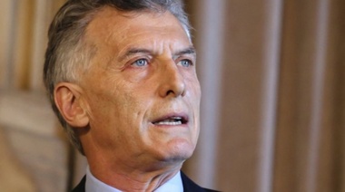Procesan y embargan por 100 millones de pesos e impiden salir del país a Macri