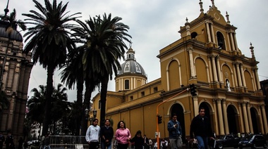 Tucumán implementa el Pase Sanitario para las actividades de "mayor riesgo epidemiológico"