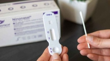 La ANMAT autorizó el uso de cuatro test de autoevaluación de Covid-19