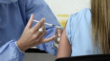 Verano 2022: habilitan la vacunación para turistas