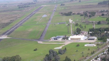 Un megaproyecto busca conectar el aeropuerto de La Plata con la terminal de ómnibus