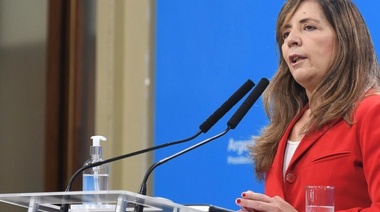 Con un fuerte respaldo a la equidad de género en los cargos de gobierno, Cerruti descartó cambios en Gabinete