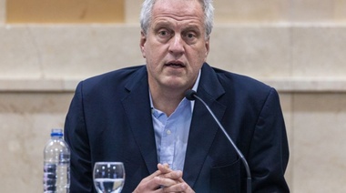 Perczyk afirmó que el objetivo del Gobierno es que los docentes "no pierdan ante la inflación"