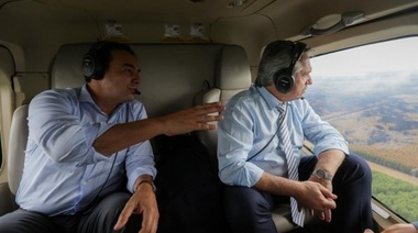 Fernández sobrevoló las zonas afectadas por los incendios