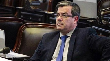 Martínez dijo que la reunión con Guzmán fue "muy buena" y se manifestó "moderadamente optimista"