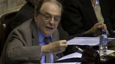 Carlos Heller: "El Gobierno recibió una autentica bomba de tiempo y debió sentarse a negociar"