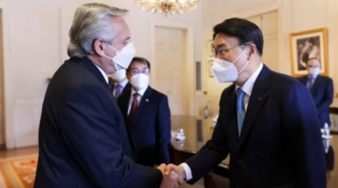 Fernández se reunió con la empresa POSCO