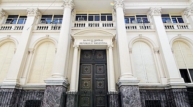 El BCRA define una nueva suba de tasas