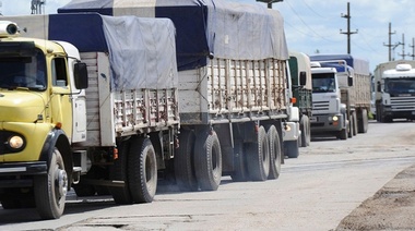 La Federación de Transportadores Argentinos convocó a un paro por tiempo indeterminado