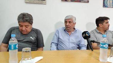 Camioneros levantó el paro en San Nicolás, pero Hugo Moyano advirtió que van "a seguir peleando"