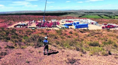 Kicillof viaja a Neuquén para la inauguración del gasoducto Néstor Kirchner