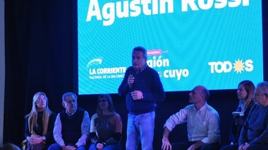 "La construcción política se da en la calle y en todo el territorio", dijo Rossi en acto en Mendoza