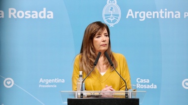 El Gobierno niega "festival de importaciones", pero advierte que las mirará con "mucha cautela"