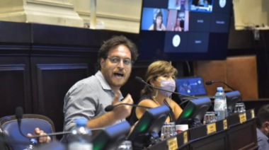 El Frente de Izquierda presentó un proyecto propio de restitución de las jubilaciones del Bapro