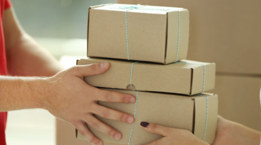 El Central prohibió los pago en cuotas para compras en el exterior