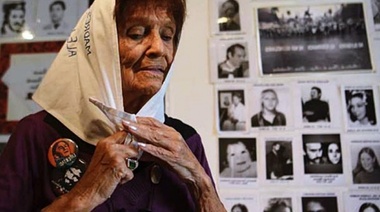 Taty Almeida: "Etchecolatz murió sin arrepentirse de todos los crímenes que cometió"