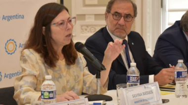 Batakis prometió ajuste fiscal y anunció la suba de las tasas de interés