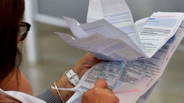 Posponen la segmentación de las tarifas de luz y gas