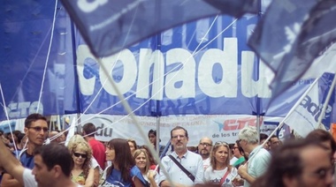 Los docentes universitarios acordaron un aumento del 21%