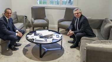 Alberto Fernández recibe a Scioli y a directivos de empresas