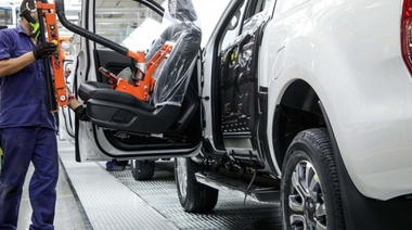 Alberto Fernández: "Apoyar la industria es central para generar empleo"