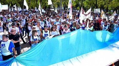 Docentes rionegrinos aceptan oferta salarial de 22% para el tercer trimestre de 2022