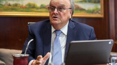 Para De Mendiguren trabajadores del neumático y empresas están "muy cerca de un acuerdo"