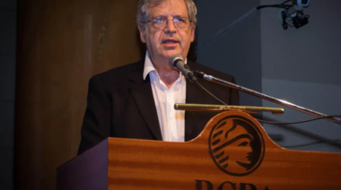 Rubinstein señaló que Argentina debería lograr un tipo de cambio único en tres años